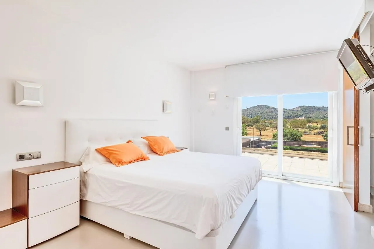 Villa Ronda Estacion Porreres Spain